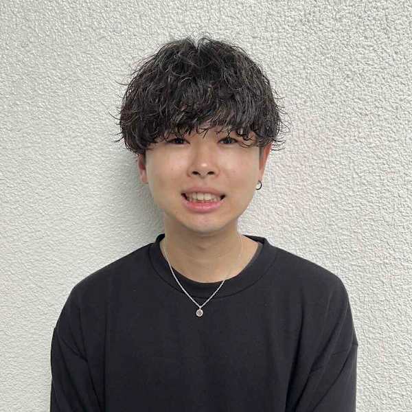 GRACE 梅田店【グレース ウメダテン】のスタッフ紹介。楠見 綾太郎(メンズ限定)