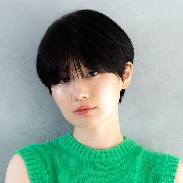黒髪コンパクトショート|HAIR & MAKE EARTH 大崎店