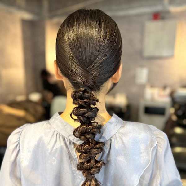 《鈴木茉奈》編みおろしヘア/お呼ばれヘア/結婚式