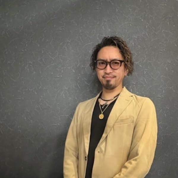 ZERO 伊勢店【ゼロ イセテン】のスタッフ紹介。HIRO 村井