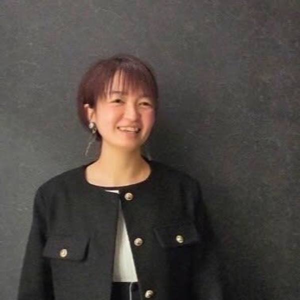 ARBA 津城山店【アルバツシロヤマテン】のスタッフ紹介。HONAMI 小森