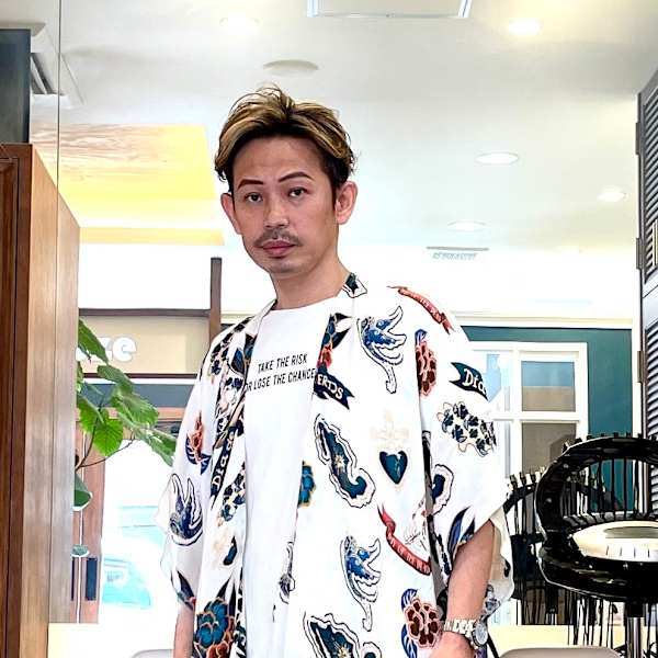 plecooze hair oasis【プリクーズ ヘア オアシス】のスタッフ紹介。尾川 吉男