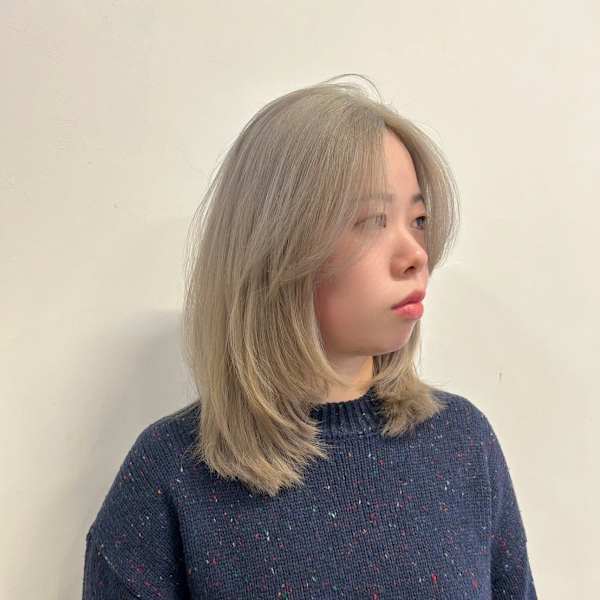 ホワイトブロンド/ハイトーンカラー/ブリーチカラー