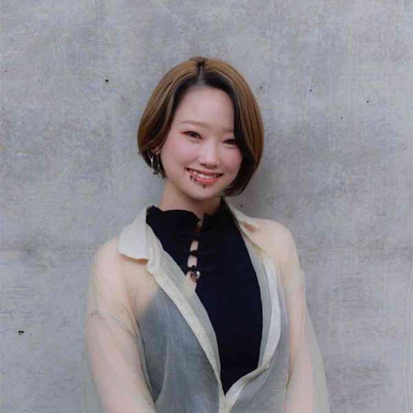 ami by Absolute 新宿【アミバイアブソシンジュク】のスタッフ紹介。吉野 未優