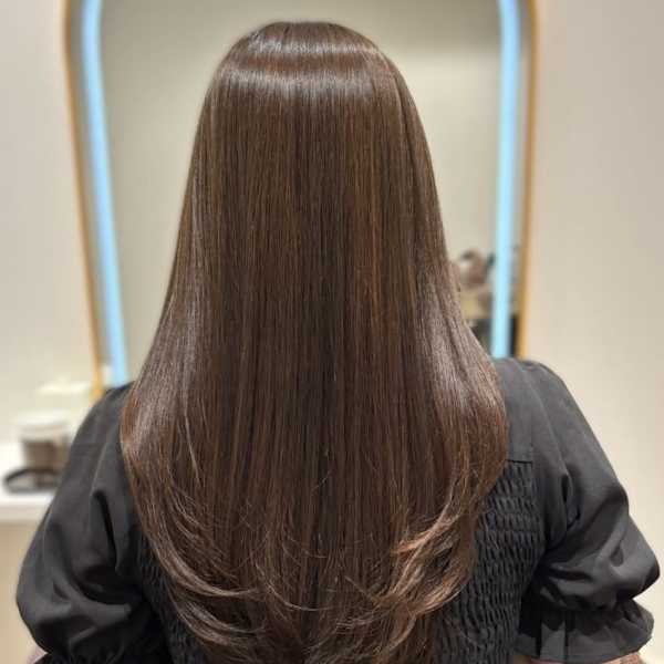 レイヤーカット ブラウンベージュ 髪質改善トリートメント|LOUIMADNA栄