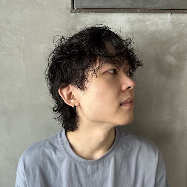 メンズ・マッシュウルフ・パーマ・黒髪