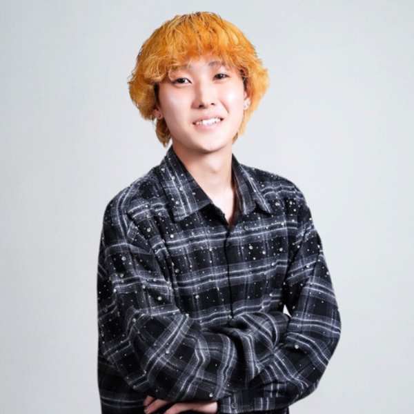 髪質改善 SEPT. 天神大名【カミシツカイゼン セプト テンジンダイミョウ】のスタッフ紹介。かんたろう　ハイトーン