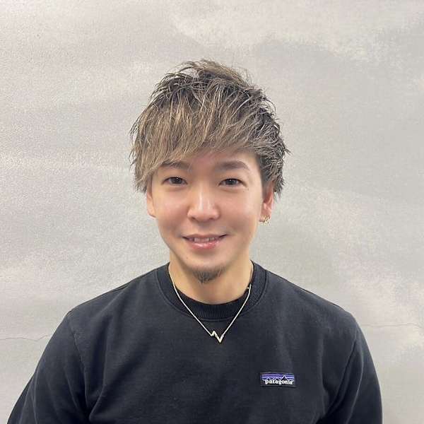 OAK あざみ野店【オーク　アザミノテン】のスタッフ紹介。SHIN