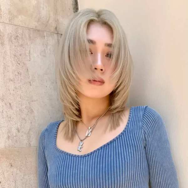 【HIROHUMI】ブリーチホワイトカラー×レイヤーヘア