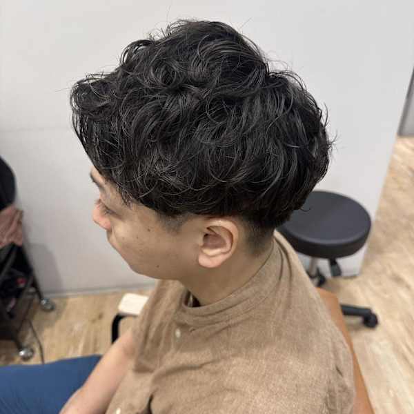 メンズパーマ/ナチュラルパーマ/ビジネスパーマ|Oli by ohana【オリ バイ オハナ】