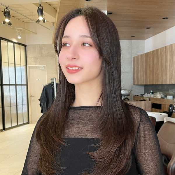 レイヤーカット/黒髪/20代/30代/40代/表参道【大本】