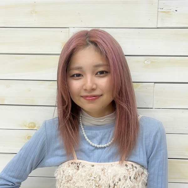 LUCK 辻堂【ラックツジドウ】のスタッフ紹介。星野奈南
