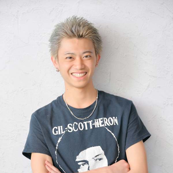 トレーニングサロンイメージア【トレーニングサロンイメージア】のスタッフ紹介。Senri　Shirakawa