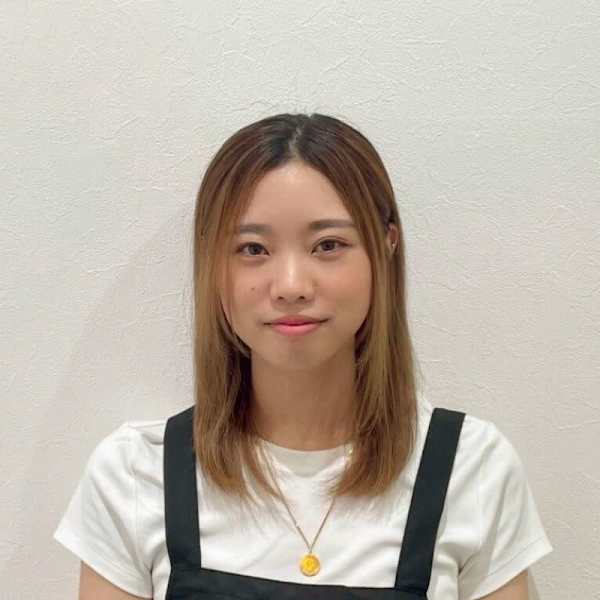 ネイルサロン Zina nail 船橋南口【パラジェル/フィルイン導入】【ネイルサロンジーナネイルフナバシミナミグチパラジェルフィルイン】のスタッフ紹介。アスミ フナバシミナミグチ