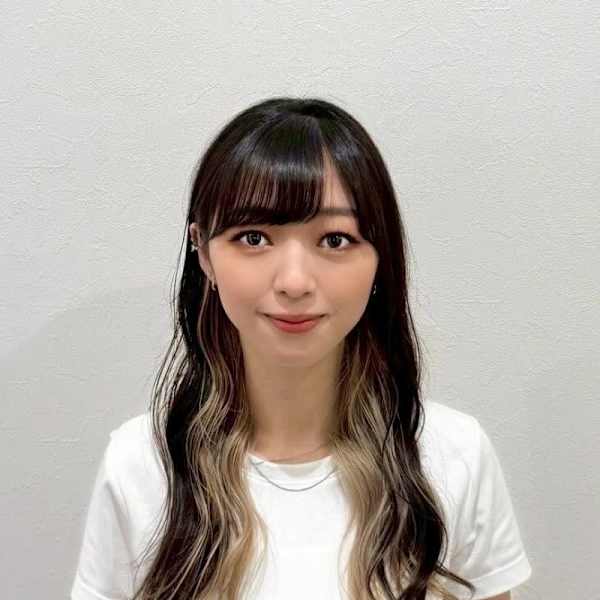 ネイルサロン Zina nail 船橋北口【パラジェル/フィルイン導入】【ネイルサロンジーナネイルフナバシキタグチパラジェルフィルインドウニュウ】のスタッフ紹介。オオミ フナバシキタグチ