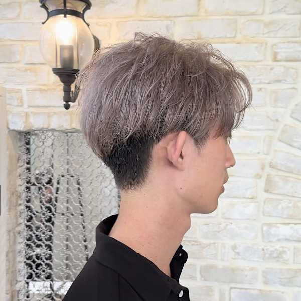 刈り上げホワイトベージュ