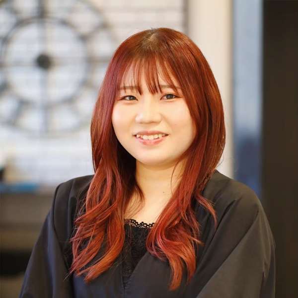 HIRO THE BARBER【ヒロザバーバー】のスタッフ紹介。MANA