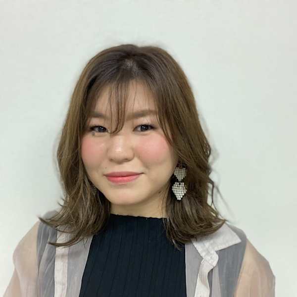 Agu hair mele 生桑店【アグ ヘアー メレ】【アグ ヘアー メレ イクワテン】のスタッフ紹介。廣瀬 あかり