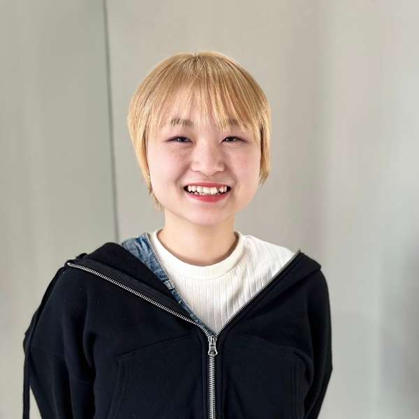HAIR & MAKE EARTH 福島イオン通り店【ヘアメイクアース フクシマイオンドオリテン】のスタッフ紹介。阿部優美子