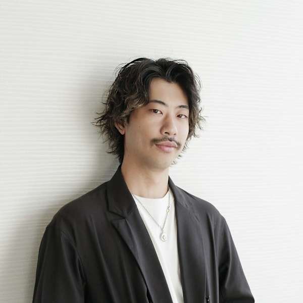髪質改善個室サロン Shapes salon HANARE【シェイプスサロンハナレ】のスタッフ紹介。白川 諒