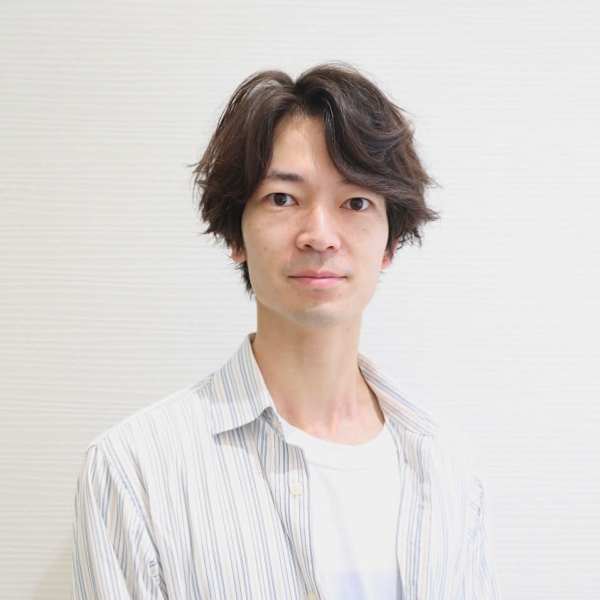 髪質改善個室サロン Shapes salon HANARE【シェイプスサロンハナレ】のスタッフ紹介。村上 圭一郎