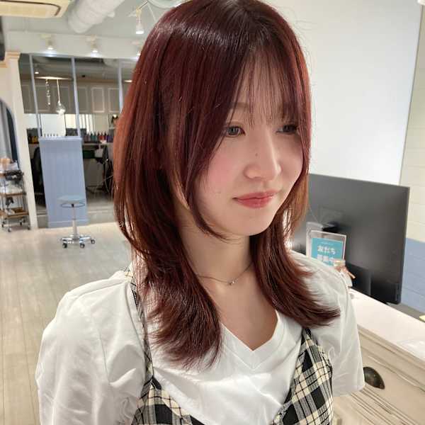 暗め高発色レッドブラウンウルフセミディレイヤー赤羽美容室