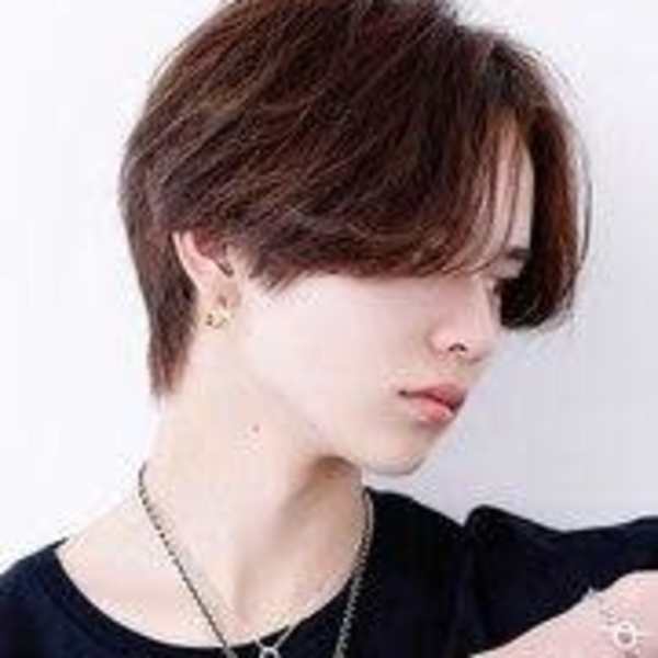 ミディアムセンターパートウルフ