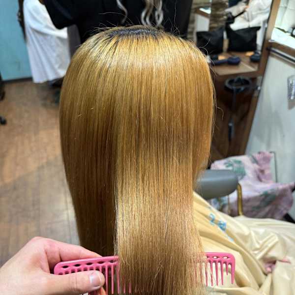 ブリーチ毛でもかけれる縮毛矯正