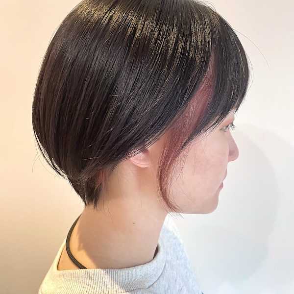 愛され丸みショートボブイヤリングカラーピンク