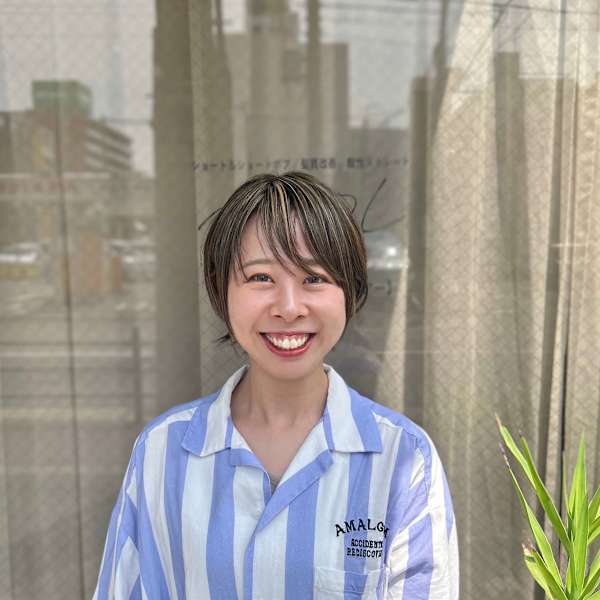 MOOL hair 武庫之荘店【モールヘアー ムコノソウテン】のスタッフ紹介。中村 未来