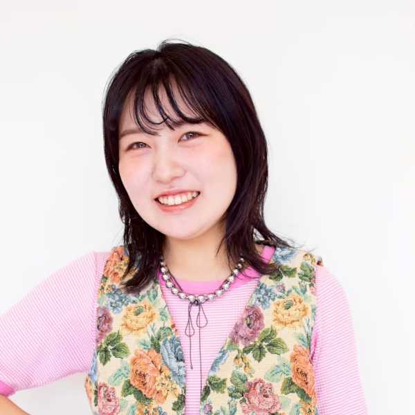 La Sente みのおキューズモール【ラシェンテ】のスタッフ紹介。新免　穂乃花