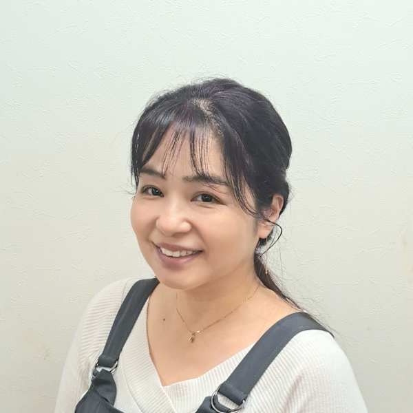 My jStyle by Yamano 金町駅前店【マイスタイル カナマチエキマエテン】のスタッフ紹介。本間 恵美