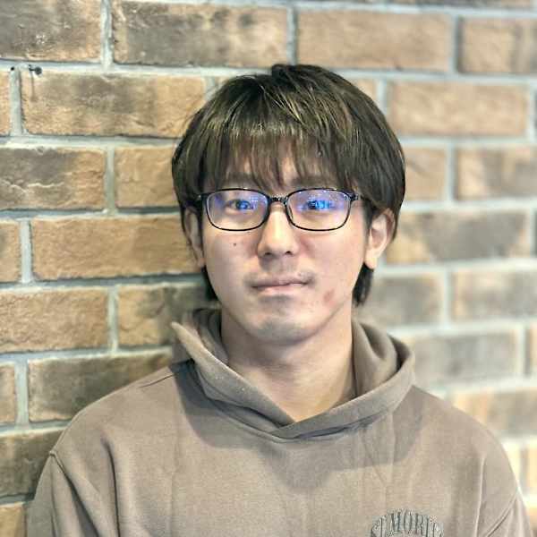 Emerge 横浜【エマージュ】【エマージュヨコハマ】のスタッフ紹介。YUUKI
