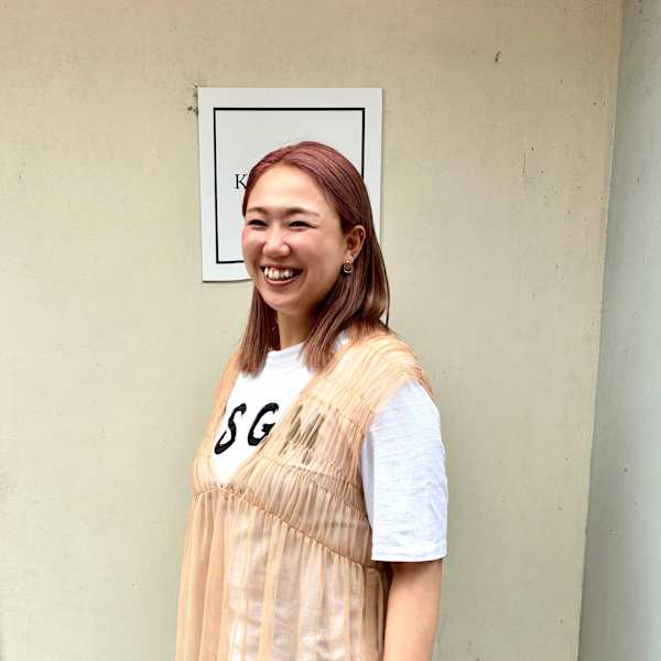 KAREN & ECLART 大宮【髪質改善 個室サロン】【カレンアンドエクラート オオミヤ カミシツカイゼン コシツサロン】のスタッフ紹介。アズミチカ