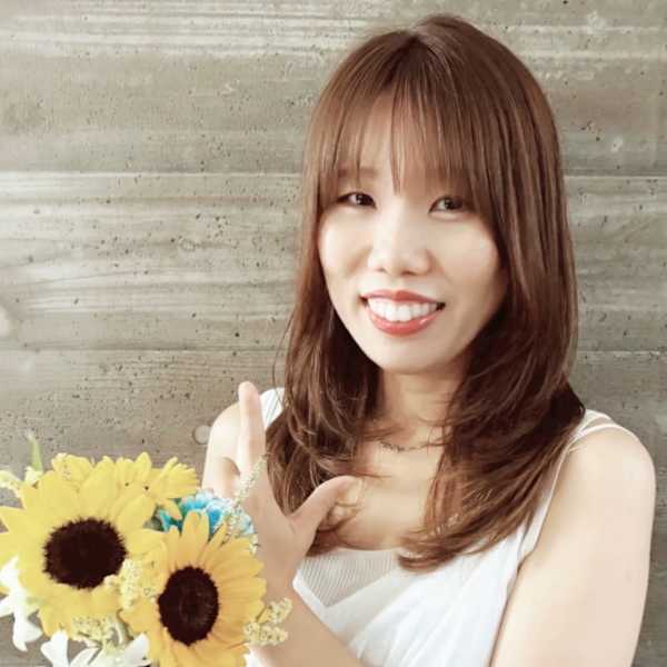 hair+resort valentine【ヘアリゾートバレンタイン】のスタッフ紹介。嶋津　花純