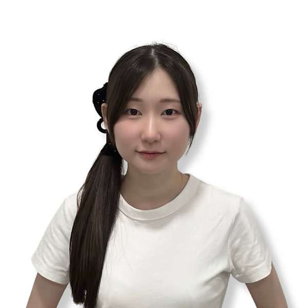 アイブロウサロン mine 上大岡店【眉毛専門店】【アイブロウサロン マイン カミオオオカ マユゲセンモンテン】のスタッフ紹介。ユウナ 