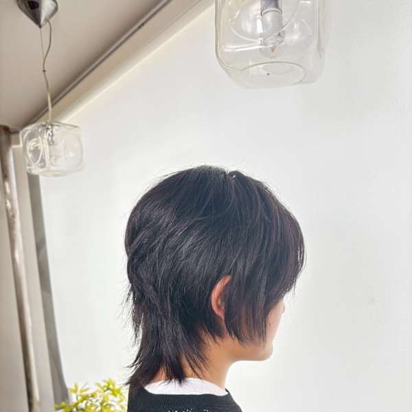 黒髪レイヤーウルフ