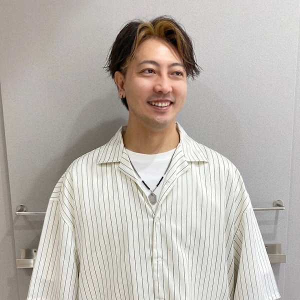AUTHEN.HAIR【オーセンヘアー】のスタッフ紹介。町田 仁