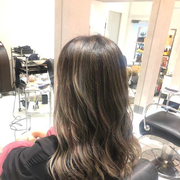 ロングヘアーハイライト