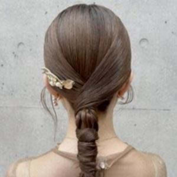 #皮ひもヘアセット #大人のポニーテール