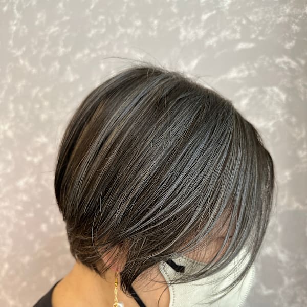 olga 姪浜×スタイル|olga 姪浜【髪質改善/白髪ぼかし/デザインカラー/エクステ】