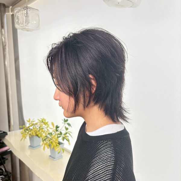 黒髪レイヤーウルフ