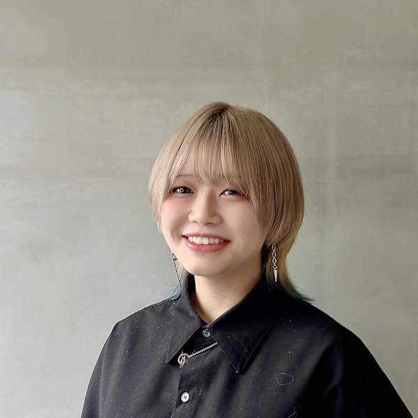 hair salon ulu【ヘアーサロンウル】のスタッフ紹介。五十嵐 野乃佳