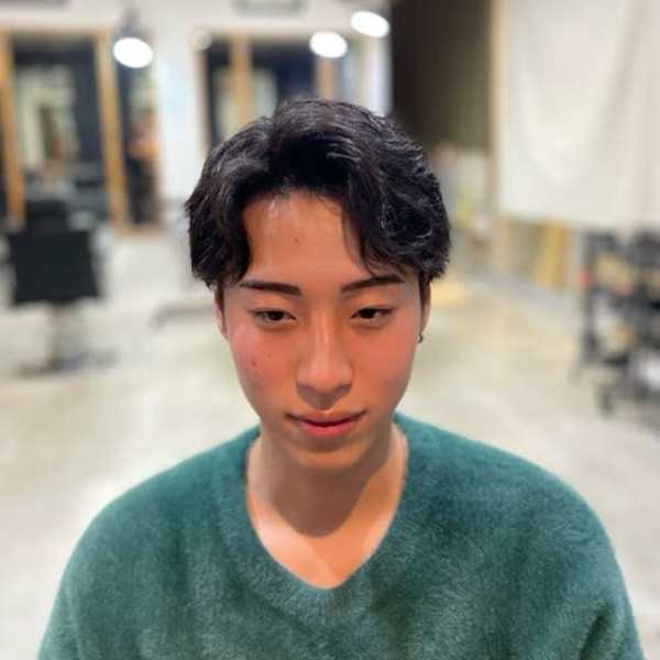 １０代２０代３０代【ナチュラルコンマパーマ】コンマパーマ|メンズサロン West Side Cut Club　 メンズカット/メンズパーマ/眉毛