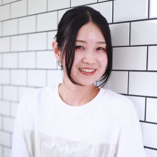 ARBRE hair&make【アーブルヘアーアンドメイク】のスタッフ紹介。近藤桃子
