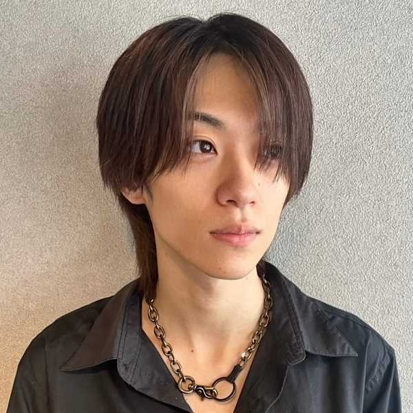 BLEUNIR 心斎橋【ブルニール シンサイバシ】のスタッフ紹介。高森 蓮