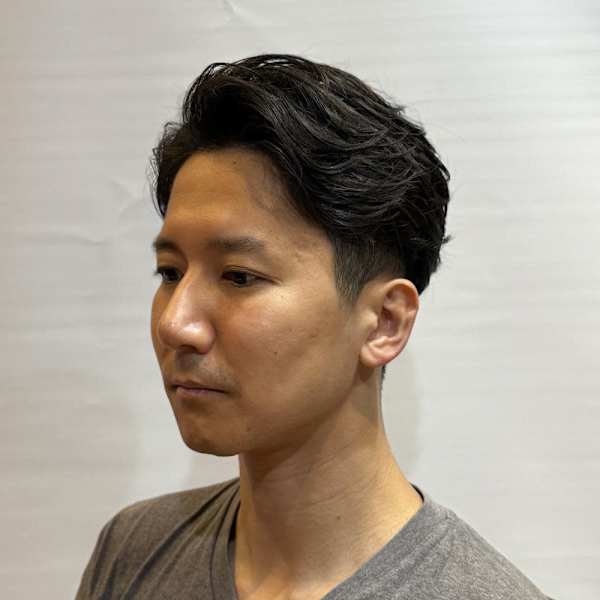 大人サイドパートワンカールパーマ