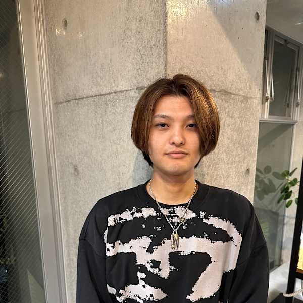 BALBAO salon de belleza 大須【バルバオサロンドベレーザオオス】のスタッフ紹介。高橋