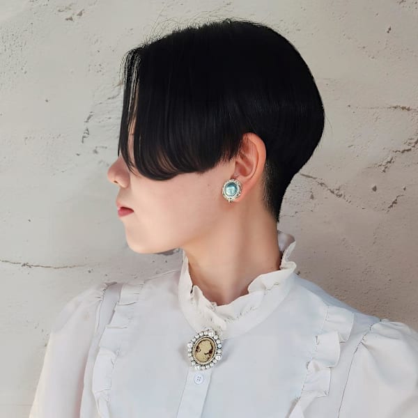 【松戸BULL】クラシカルに魅せる美シルエットショート|Clement Salon Bull