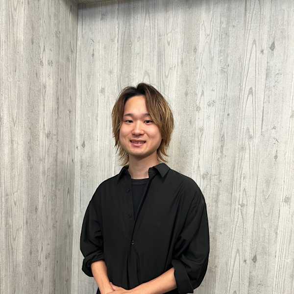 siesta by amble luxe 池袋【シエスタ バイ アンブルリュクス】【シエスタ バイ アンブルリュクス】のスタッフ紹介。Haruki【池袋】